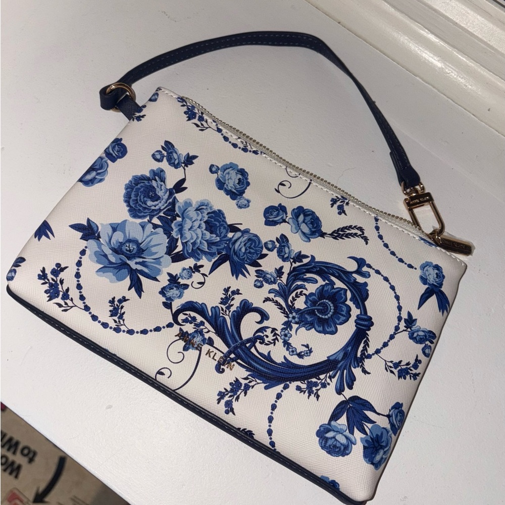 Anne Klein Blue Floral/white Wristlet, Makeup Bag, Clutch New Flowers Classy